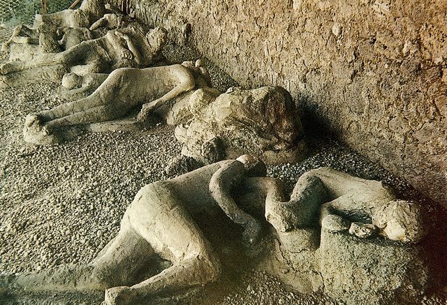 Corpses in Pompeii