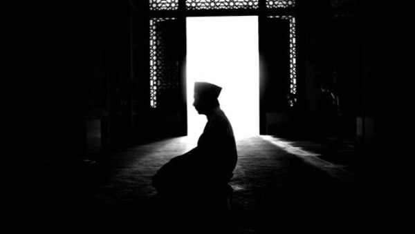 pazartesi-gecesi-kilinacak-namaz